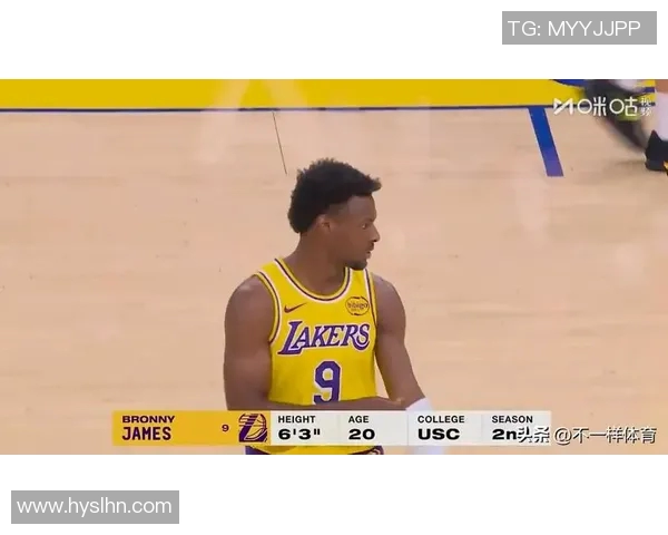 10月15日勇士与湖人季前赛直播精彩对决全程回顾与分析 10月15日勇士与湖人季前赛直播精彩对决全程回顾与分析